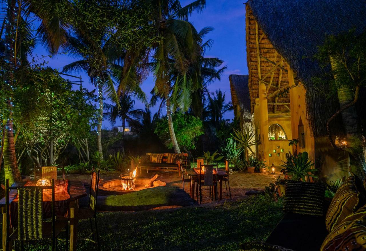 Turtle Cove Lodge And Yoga Shala Praia do Praia do Tofo Екстериор снимка