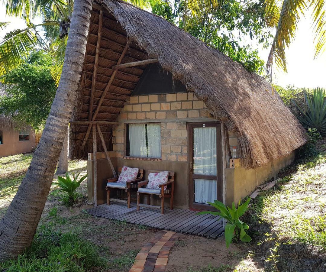 Turtle Cove Lodge And Yoga Shala Praia do Praia do Tofo Екстериор снимка